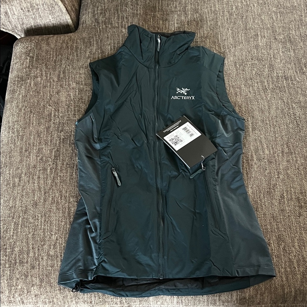 Arc'teryx Women's Dark Green Vest